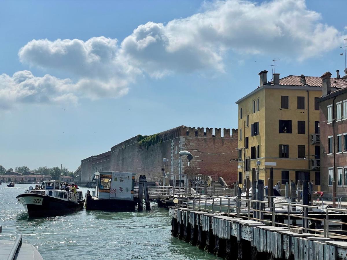 Ca' Monica Panoramic-Canal View, Biennale Benátky Exteriér fotografie